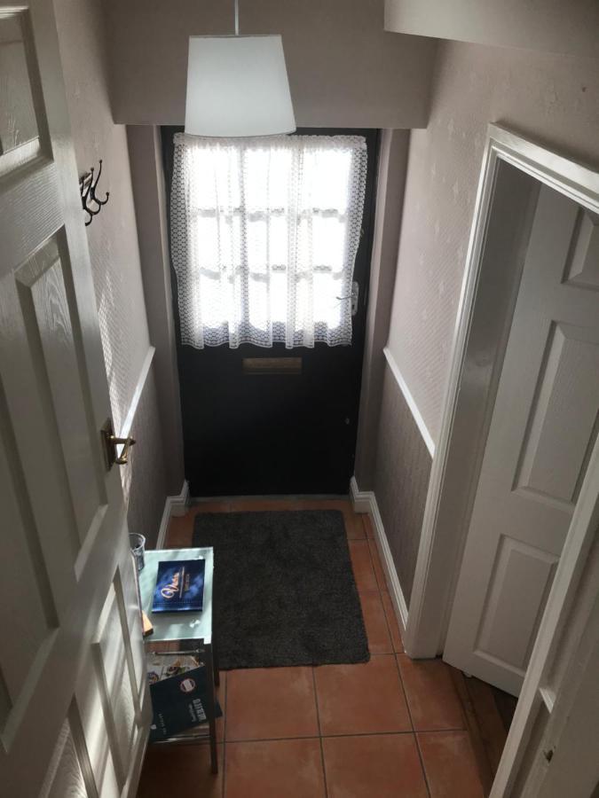 The Cottage, Cosy 2 Bedroom Pet Friendly Perfect For Contractors Free Secure Parking,Cctv Leeds  Exterior foto