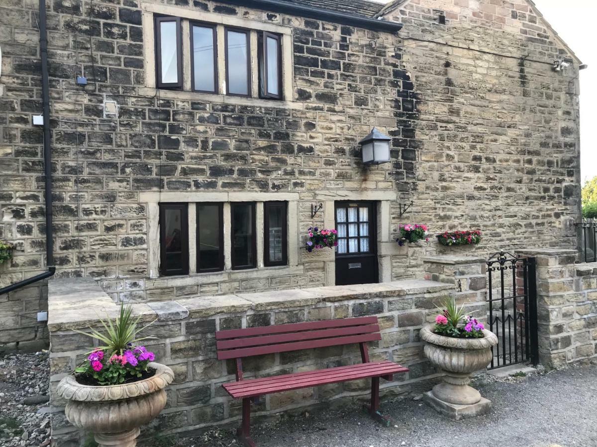 The Cottage, Cosy 2 Bedroom Pet Friendly Perfect For Contractors Free Secure Parking,Cctv Leeds  Exterior foto